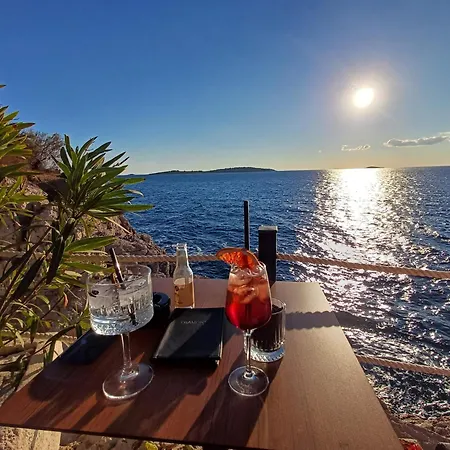 Tri Masline With Seaview Apartman Trogir