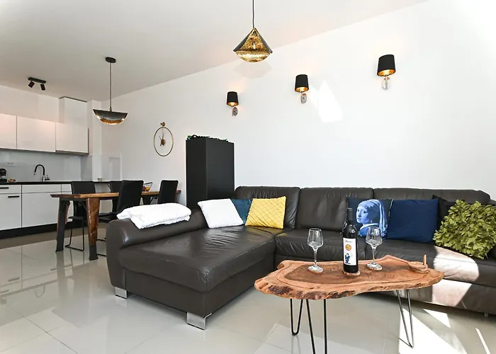 Tri Masline With Seaview Trogir