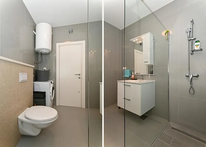 Appartement Tri Masline With Seaview Trogir