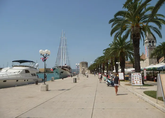 Tri Masline With Seaview דירה *