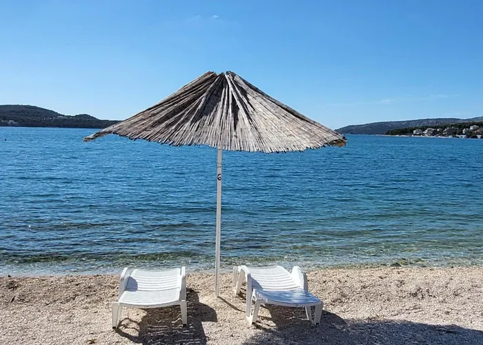 Tri Masline With Seaview *