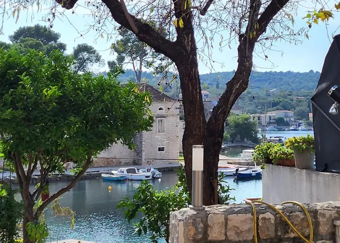 Appartement Tri Masline With Seaview Trogir