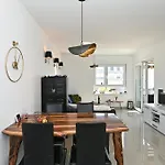 Tri Masline With Seaview Apartamento *
