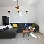 Tri Masline With Seaview