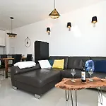 Tri Masline With Seaview Trogir