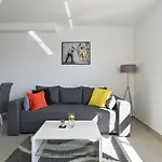 Tri Masline With Seaview Apartamento Trogir