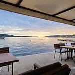 Tri Masline With Seaview Trogir