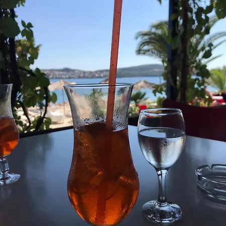 Tri Masline With Seaview * تروغير