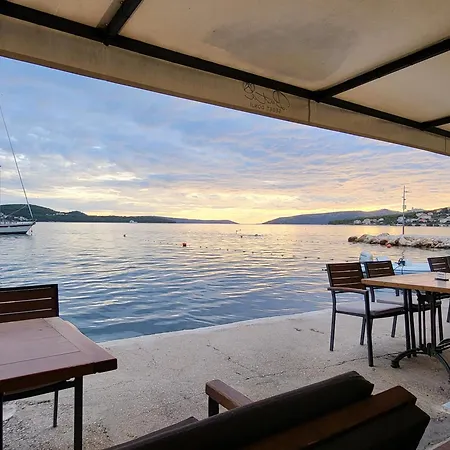 Tri Masline With Seaview Трогир