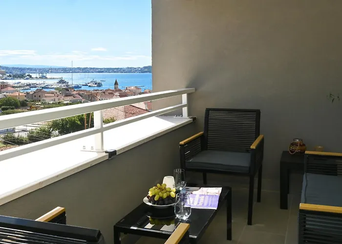 Tri Masline With Seaview Апартаменты